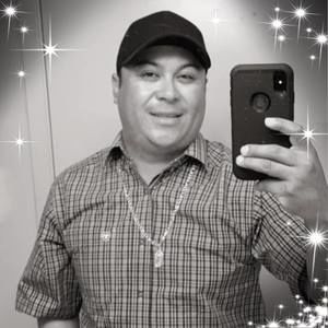 Meet your Posher, Daniel e